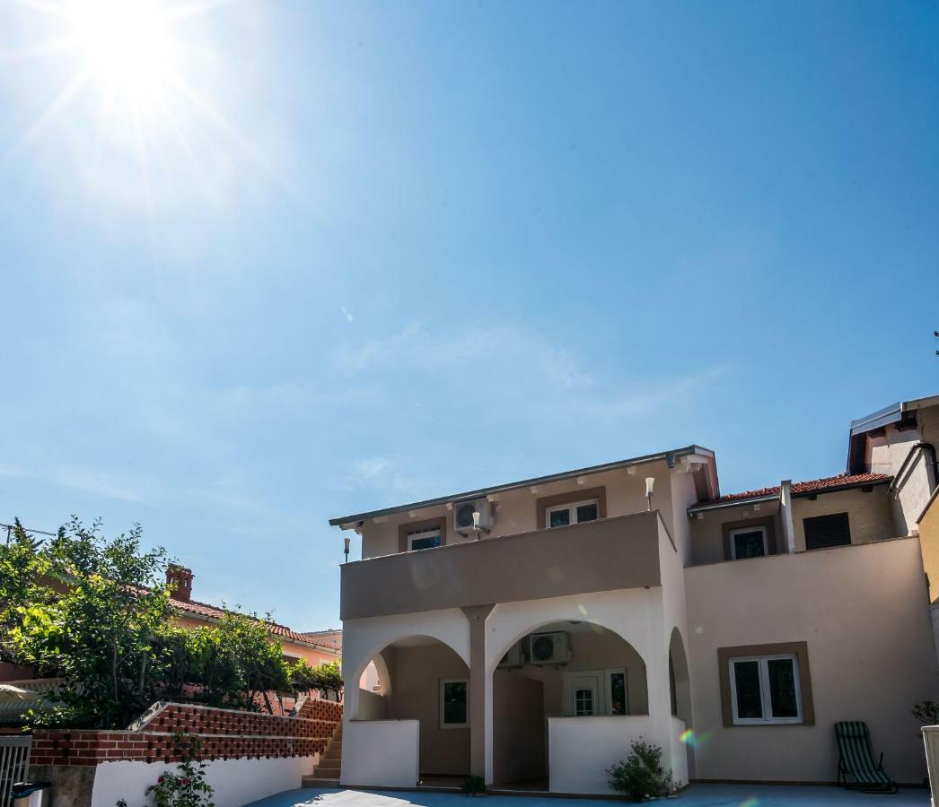 Apartment Antonio Vir